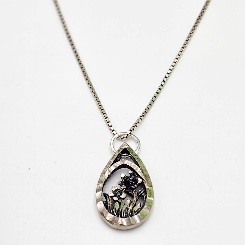 Black Hills Gold Sterling Silver 925 Teardrop Flower Pendant Necklace 18" Chain